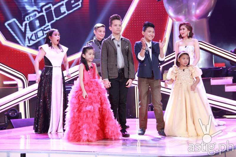 Darlene, Juan Karlos, Darren, and Lyca with their coaches during the announcement of the grand champion