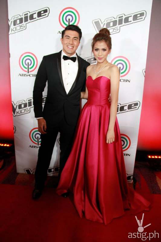 Hosts Luis Manzano and Alex Gonzaga