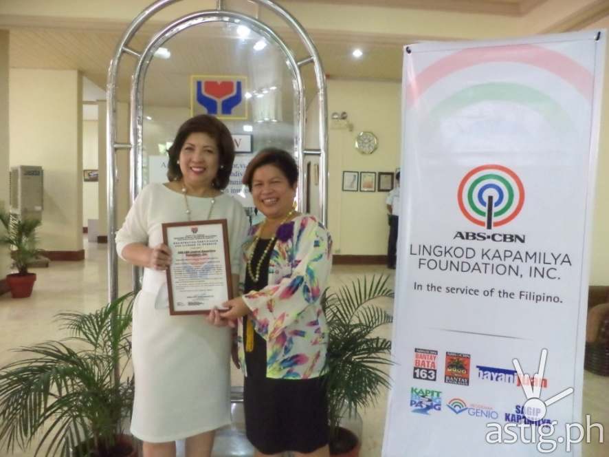 Clarissa Ocampo and Dinky Soliman for ABS-CBN Lingkod Kapamilya