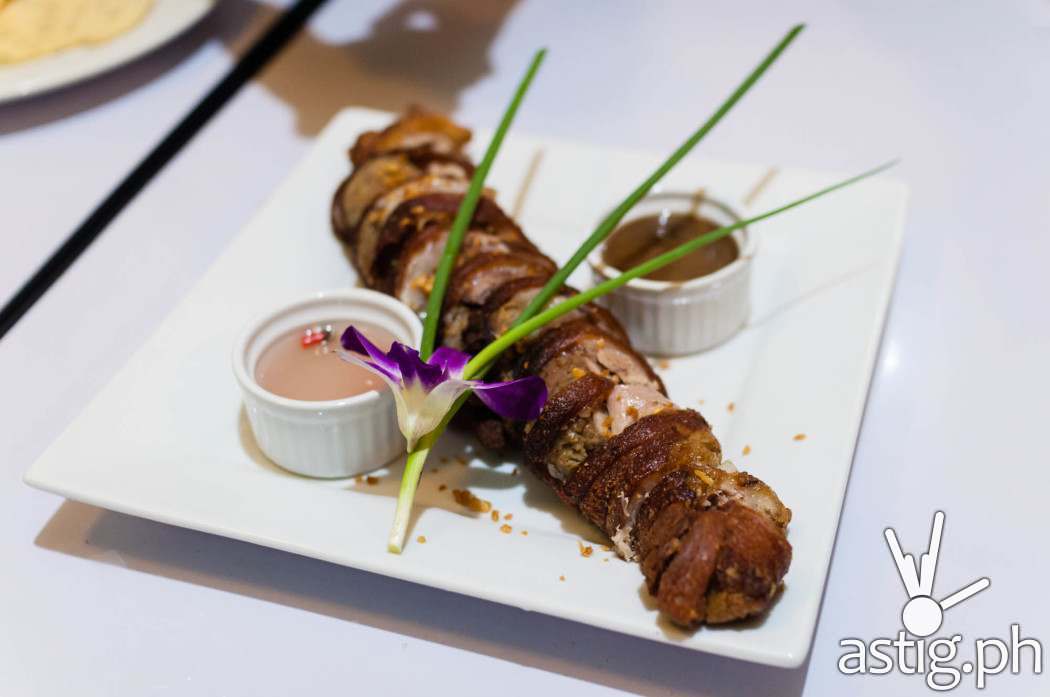 Crispy pata stuffed with embotido (250 PHP)
