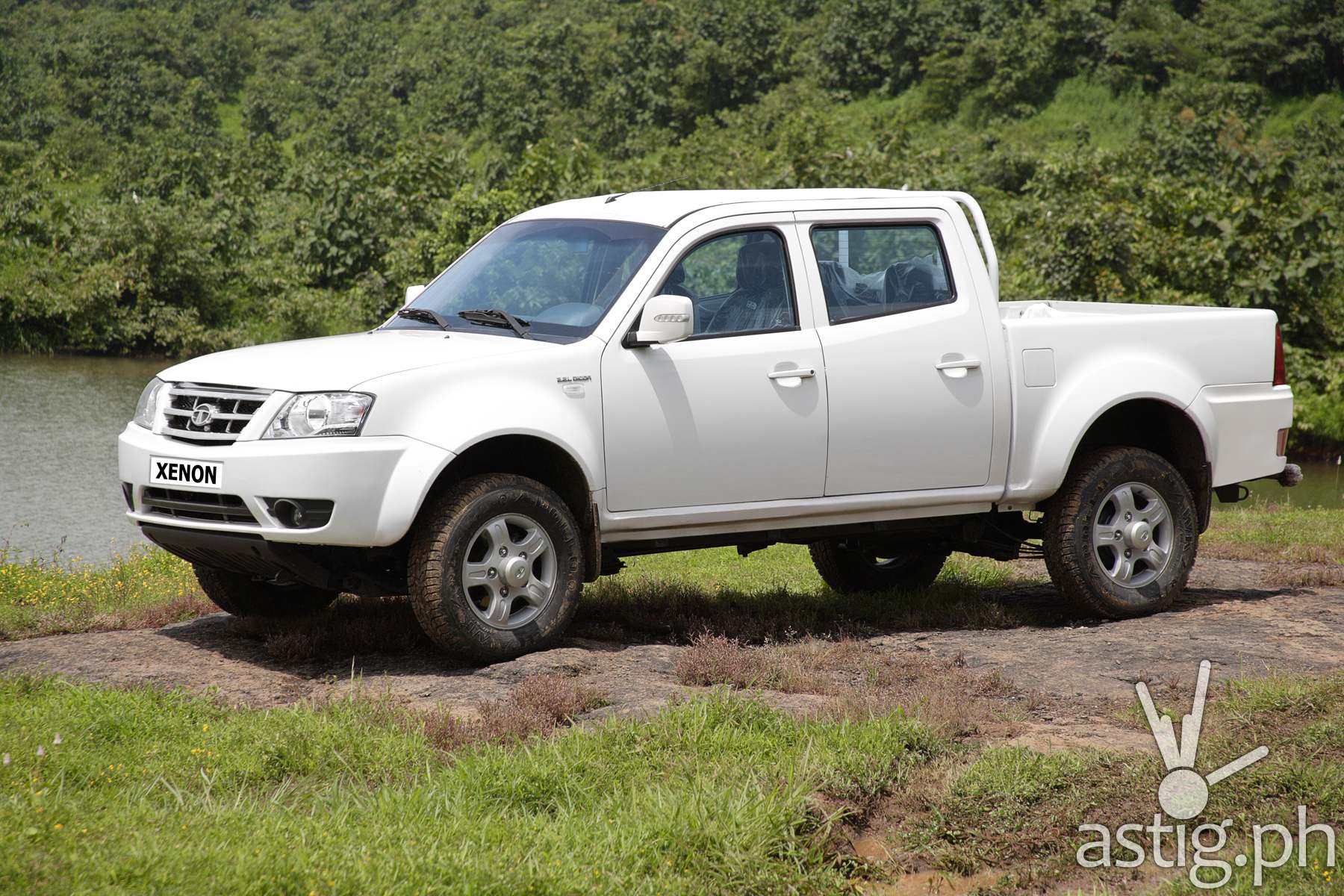 Tata Xenon 2014