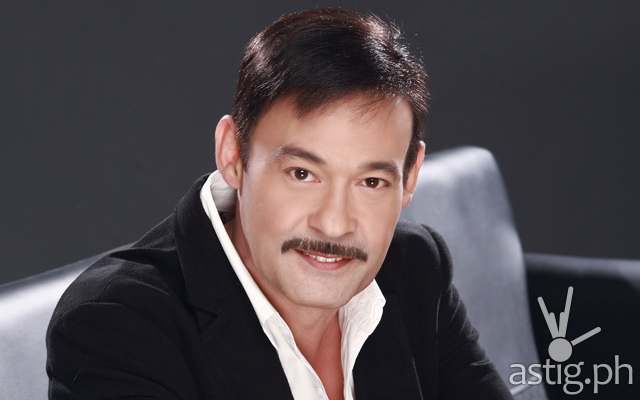 Mark Gil