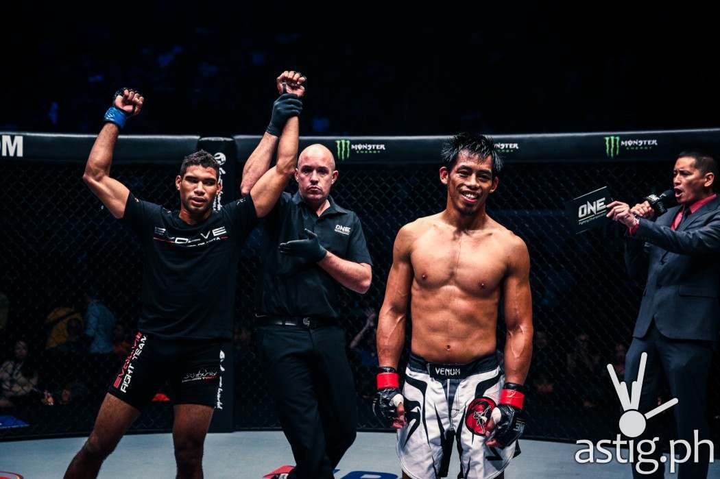 Herbert Burns (Brazil) vs Honorio Banario (Philippines)