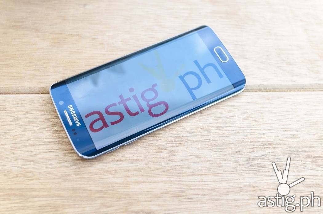 The Samsung Galaxy S6 Edge is available at Globe Platinum plan 4999