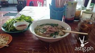 Laotian cuisine has a lot of raw vegetables