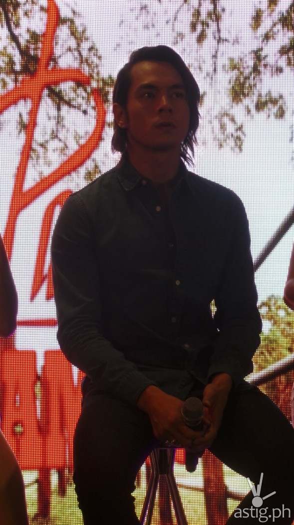 Jake Cuenca bilang Juan
