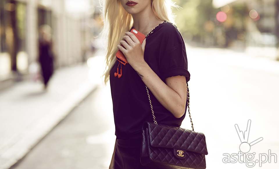 Among Happy Plugs’ showstopping creations are the Earbuds and iPhone case, both in Red