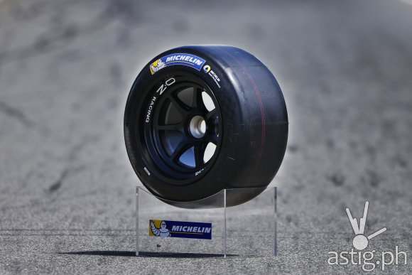 MICHELIN Formula Renault 2.0 racing tire