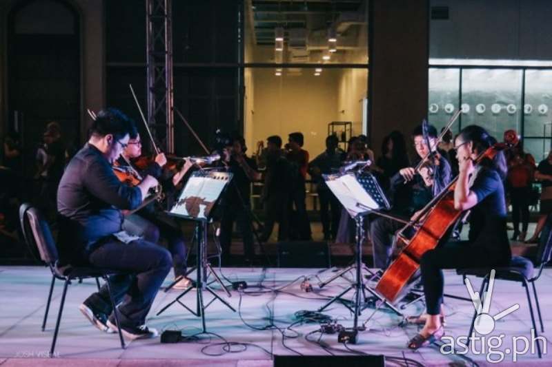 The Anniversary Celebration of Power Mac Center at Greenbelt 5, Fashion Walk started off with a graceful performance by the Manila Symphony Orchestra.