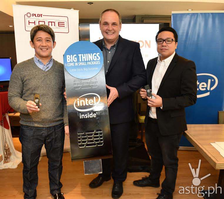 PLDT and Intel Executives at the launch of the PLDT HOME TVolution Internet TV