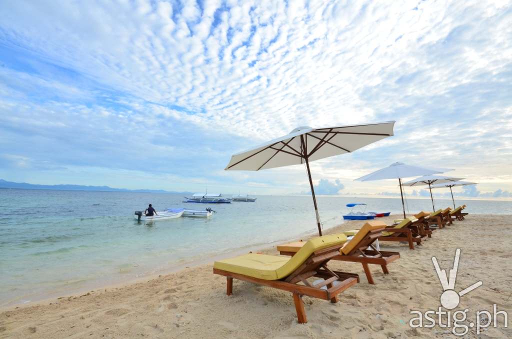 Arena Island Palawan beachfront