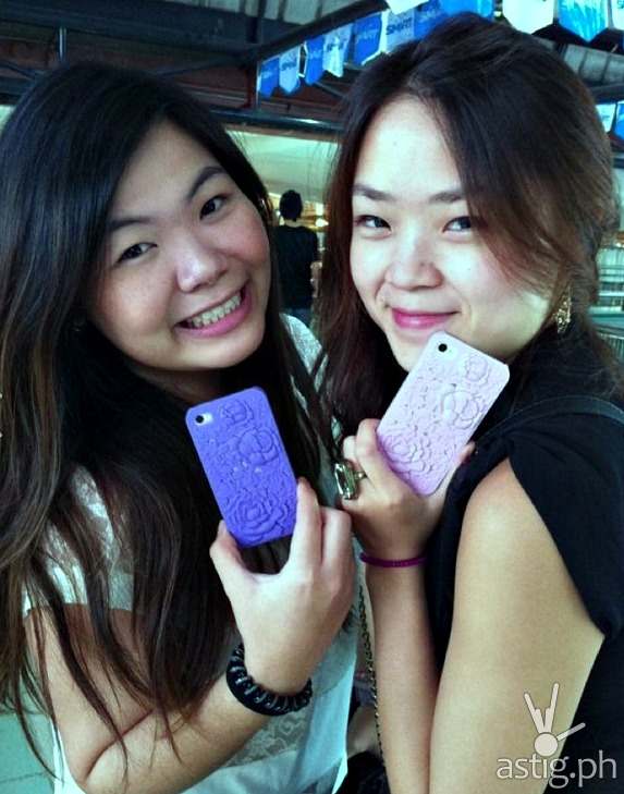 Barkbuy's Tiffany and Caitlyn