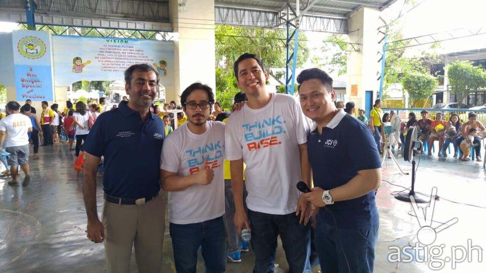 (L-R): 2016 Regional Vice President for JCI Metro South, Haresh Daswani; 2016 JCI Alabang President, RJ Paguyo; 2015 JCI Alabang Community Development, Lester Baes and 2016 JCI Alabang Executive Vice President, George Flordeliza.