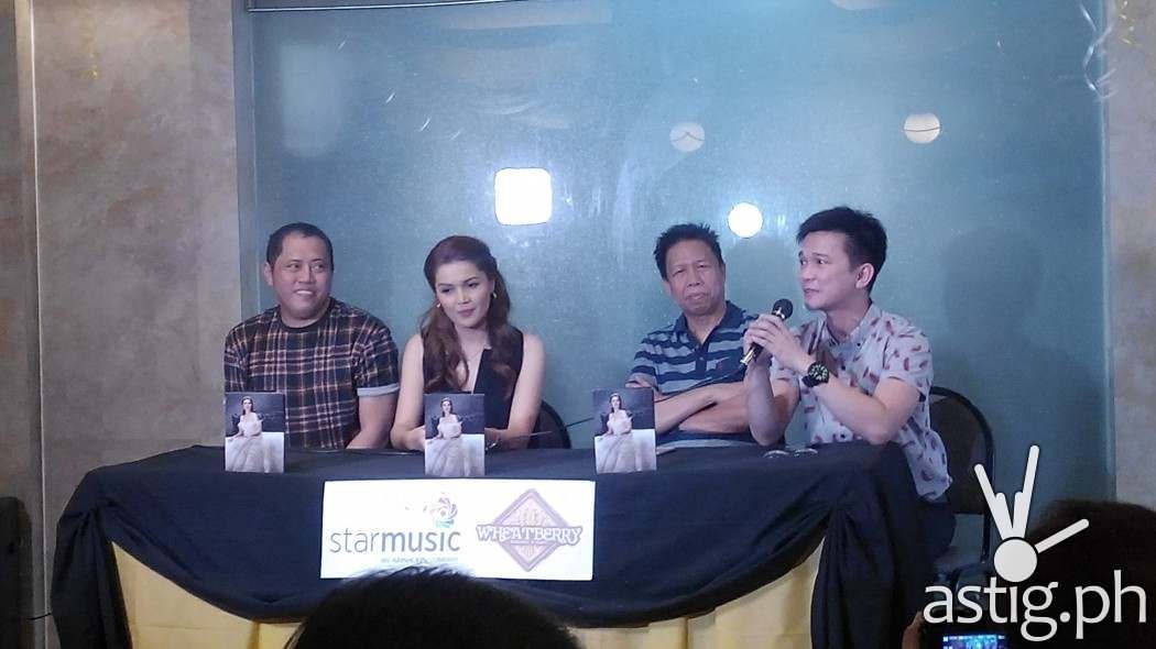 (L-R) Producer Edwin Marollano, Donna Cruz, Vehnee Saturno and Star Music's Jonathan Manalo