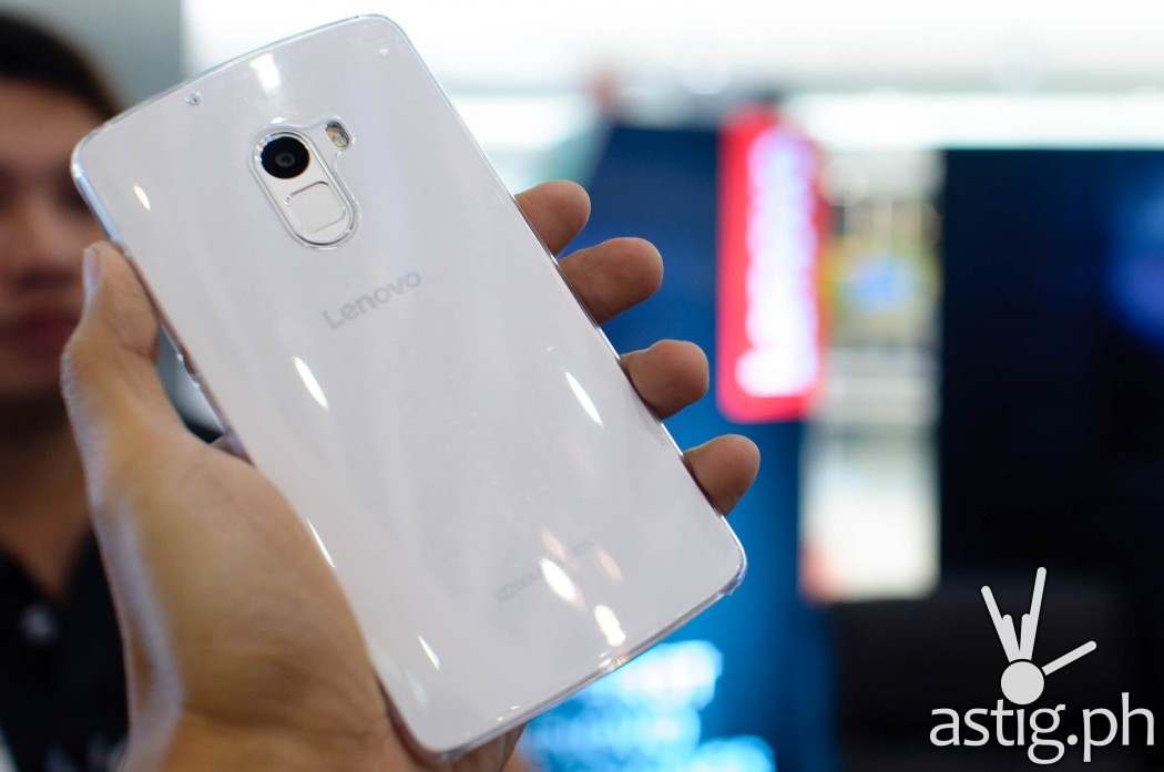 Lenovo VIBE X3 is equipped with a 21 MP rear camera, while the Lenovo VIBE K4 Note comes with a 13 MP rear camera