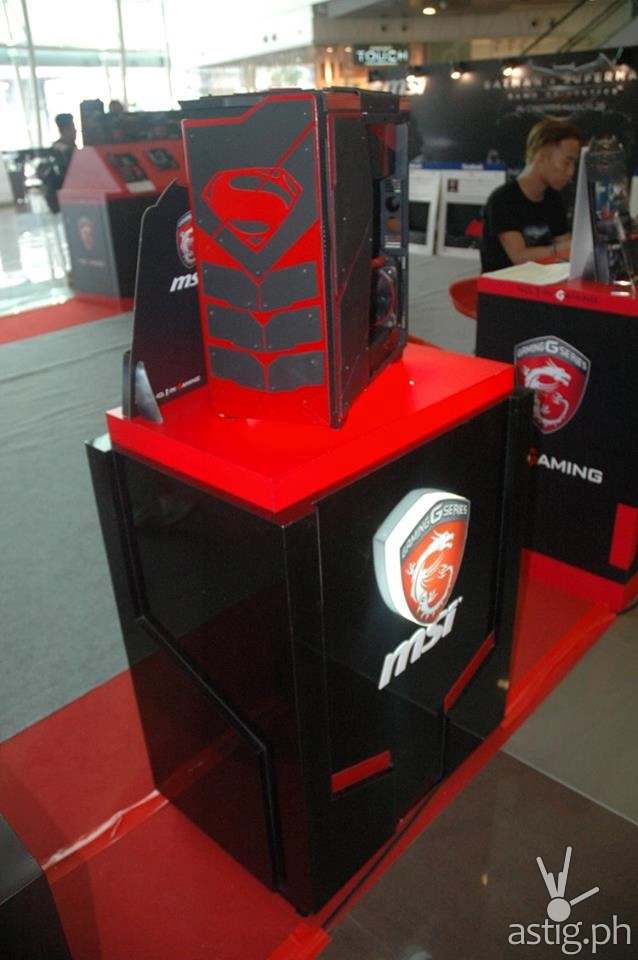 Evil Superman case mod