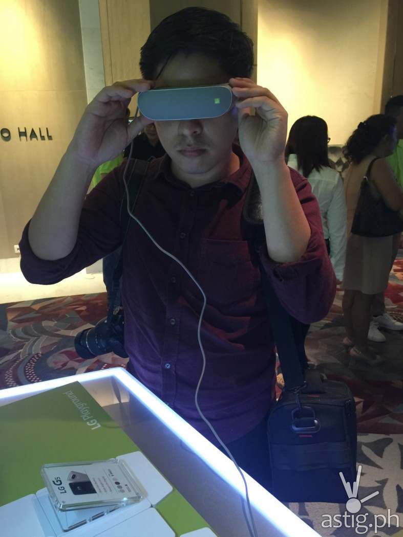 Playing around with the LG VR headset