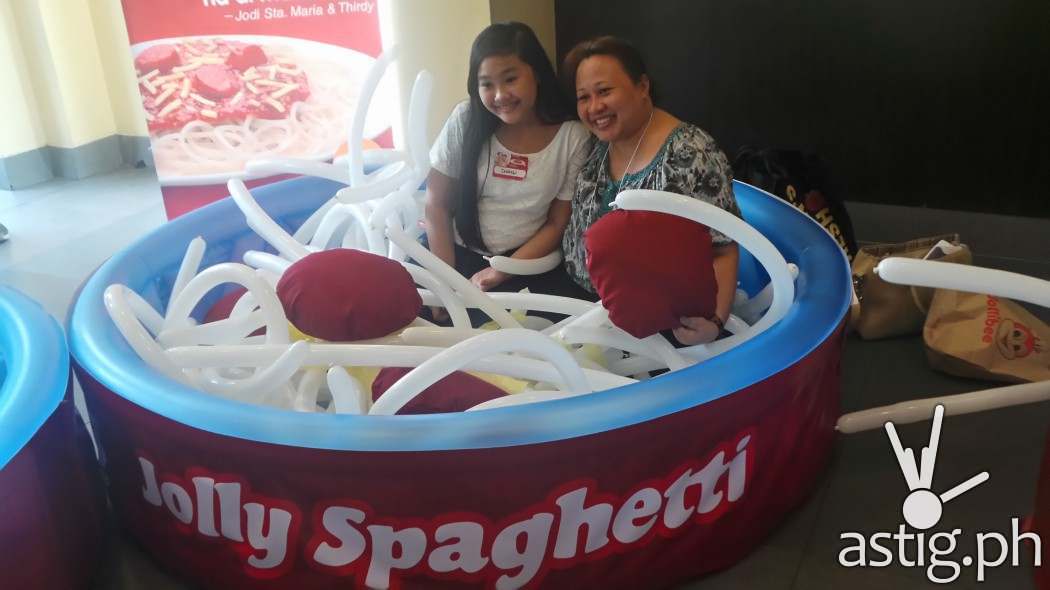 Jollibee Sweet Sarap Bonding Pool