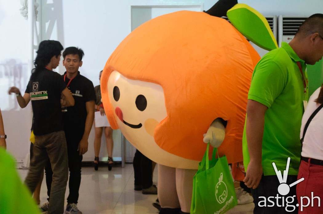 Happy Fresh Mascot at Blogapalooza 2016