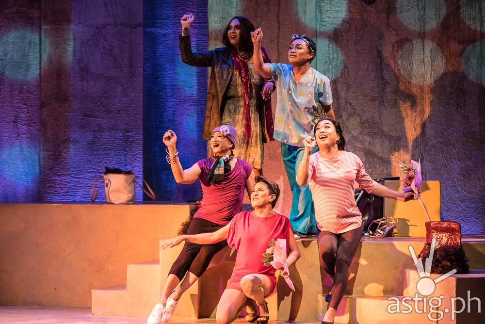 Care Divas by PETA Theater (photo: Raffy Yllana)