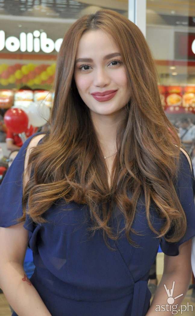Arci Munoz at CityMall Boracay