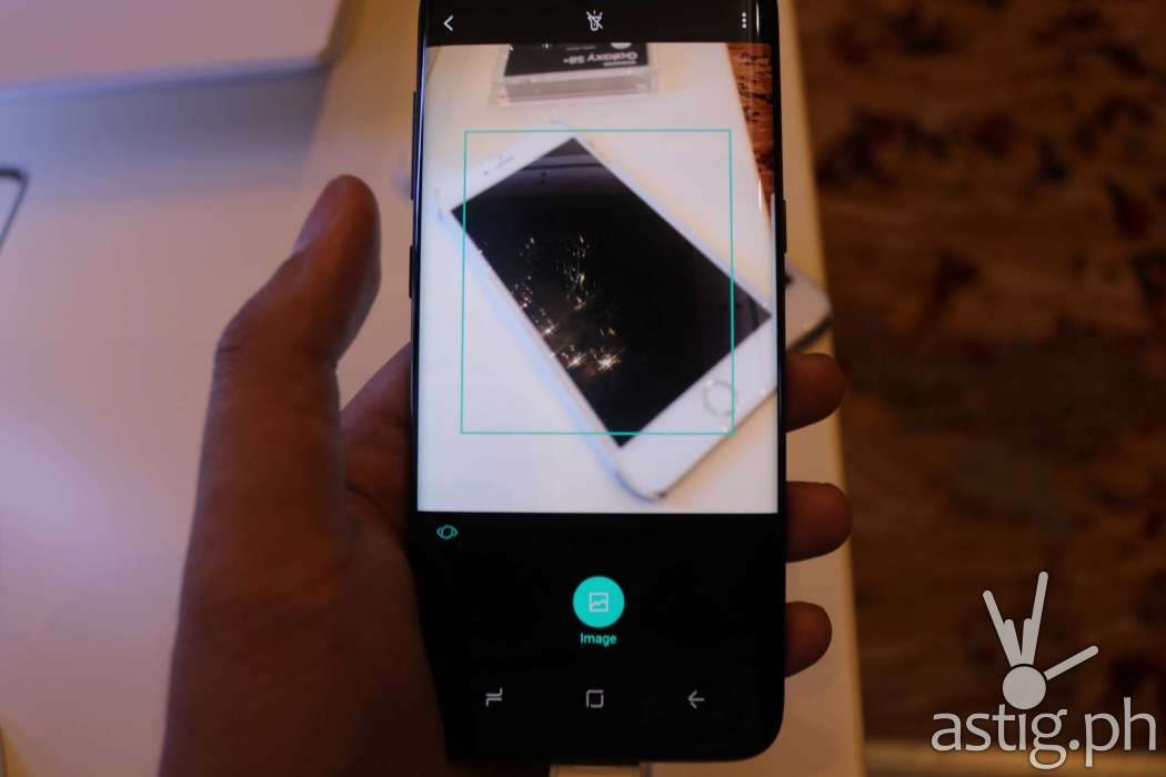 Samsung Galaxy S8 - Bixby assistant AI