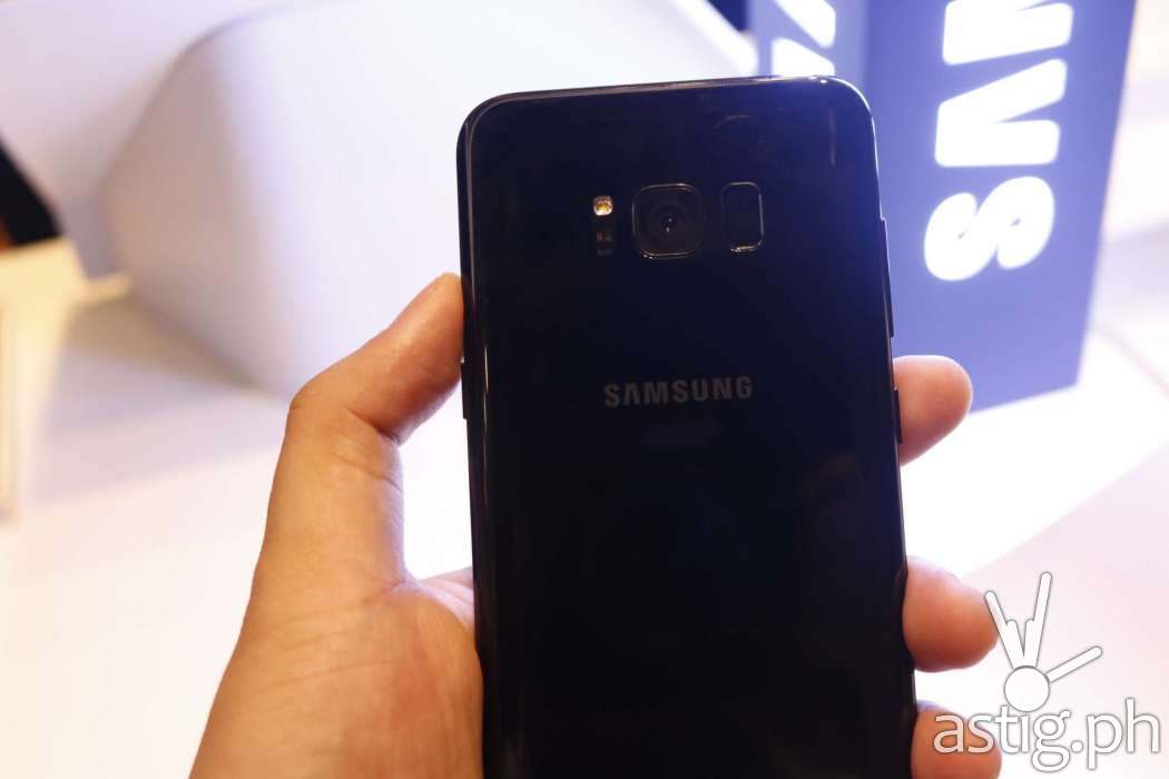 Samsung Galaxy S8 (back)