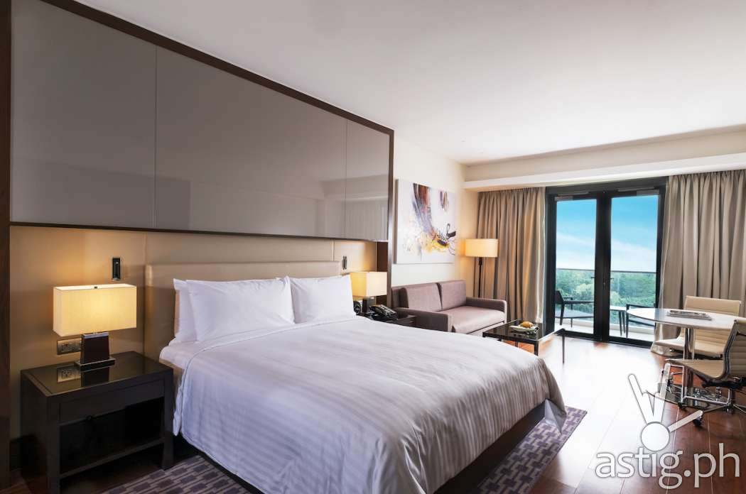 Premium Room at Marriott West Wing