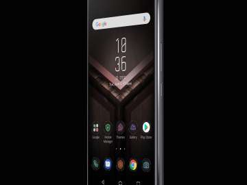 ASUS ROG Phone front portrait