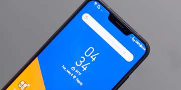 Zenfone 5 front - notch, selfie camera