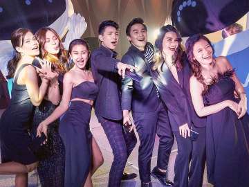 Vivo X21 sample photo featuring endorsers Maris Racal, Julie Ann San Jose, Chienna Filomeno, Darren Espanto, McCoy De Leon, Vern Enciso, Verniece Enciso,