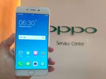 OPPO F1 Plus taken inside OPPO Service Center