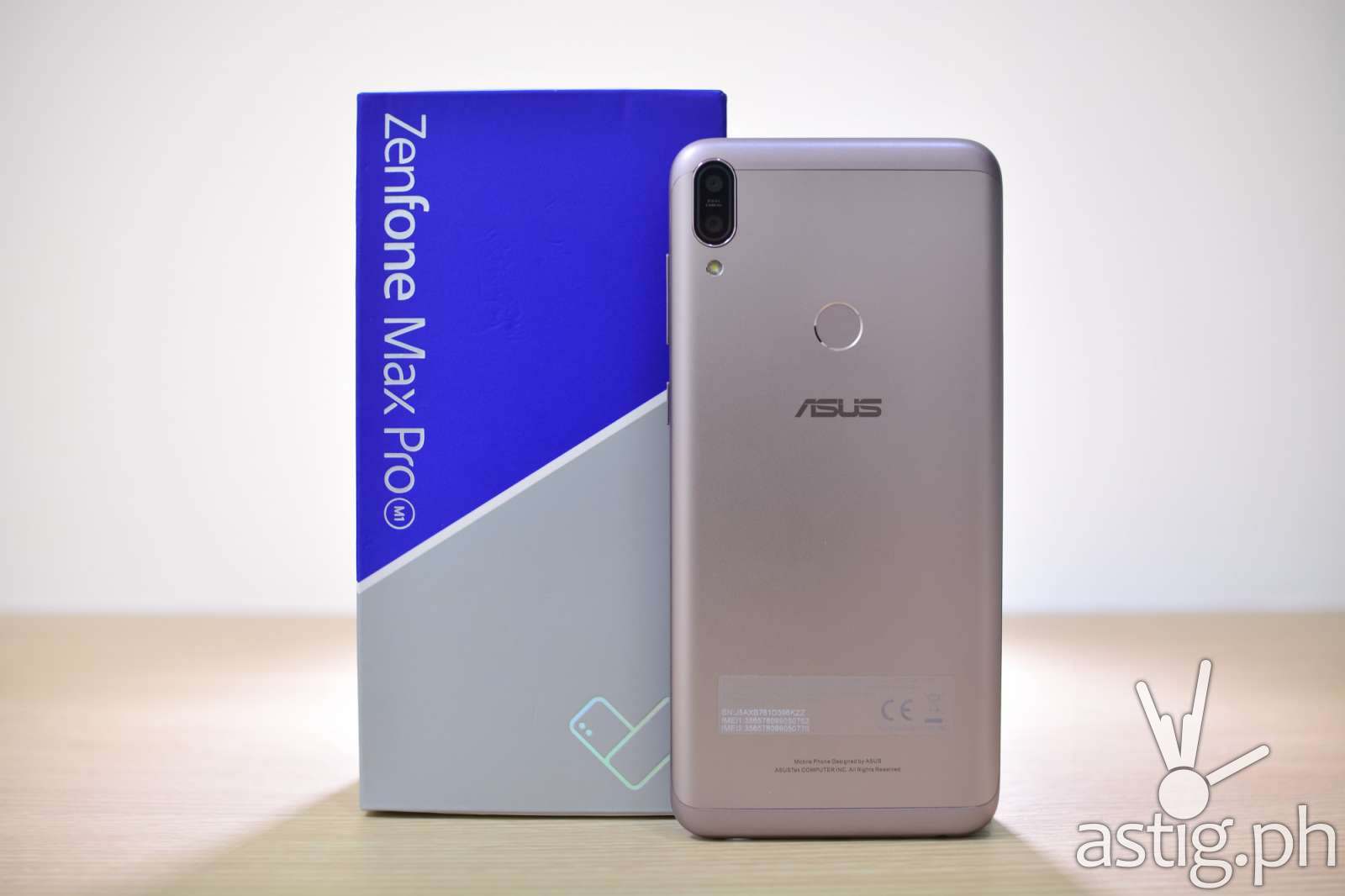 Zenfone Max Pro M1 back with box