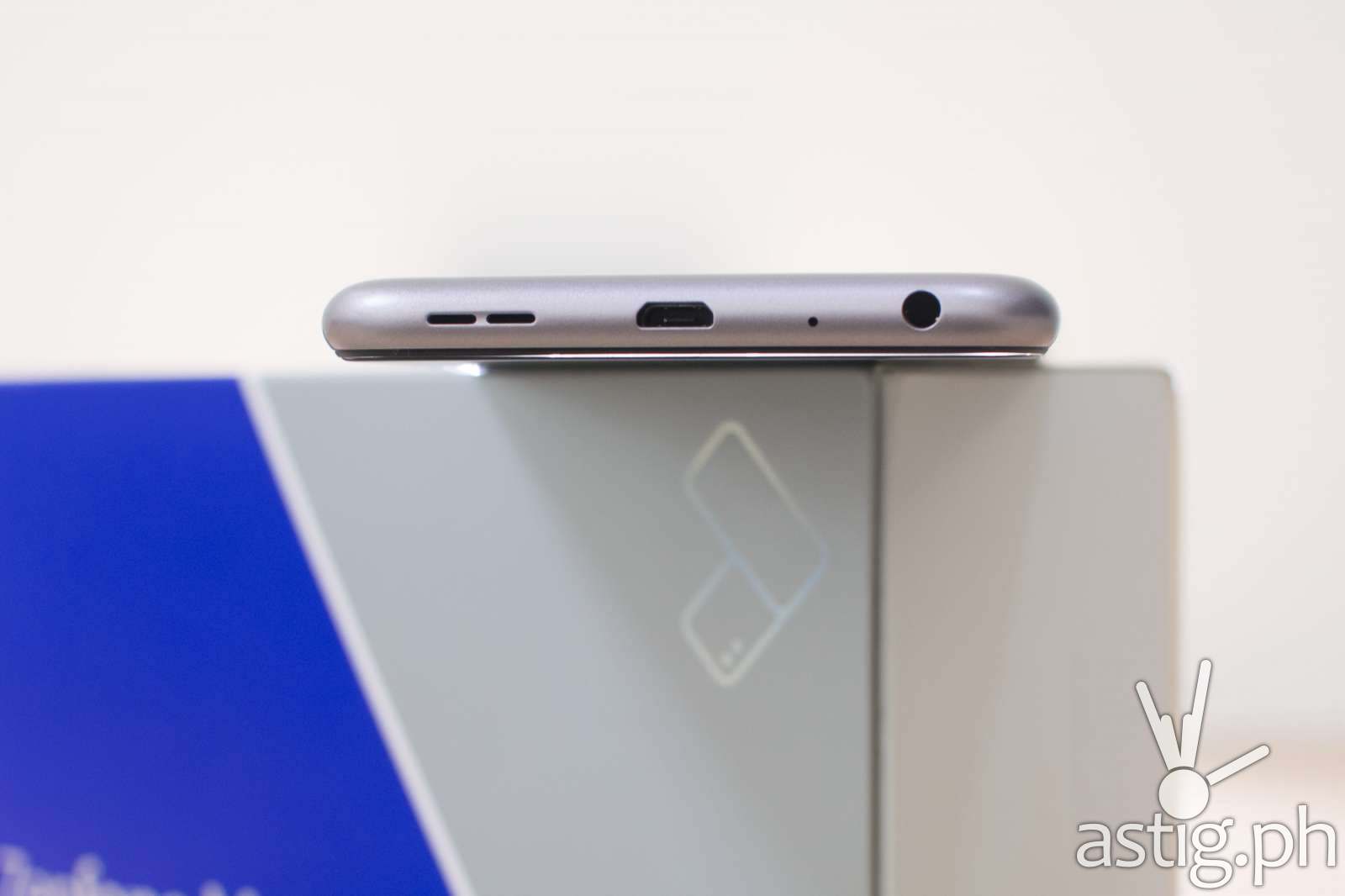 Zenfone Max Pro M1 bottom