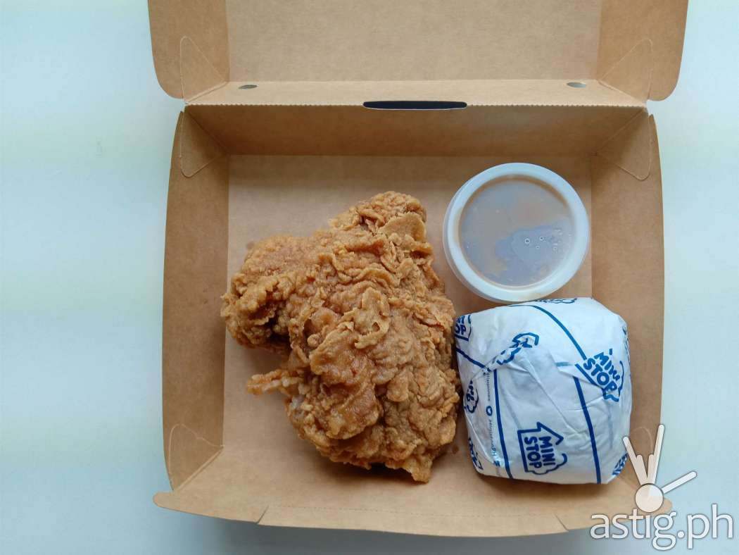 Indoor auto settings - OPPO F9 sample photo