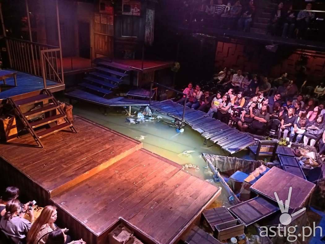 Indoor shot low-light - OPPO F9 sample photo