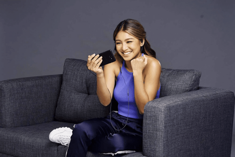 Nadine Lustre Samsung Galaxy J6 favorite shows