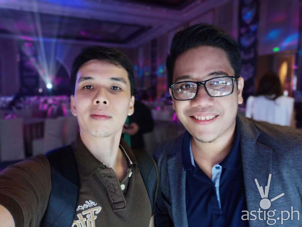 Selfie - OPPO F9 sample photo ... featuring Mark Macanas of TechPinas!