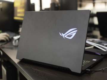 ASUS ROG Zephyrus S GX531GM-ES007T back