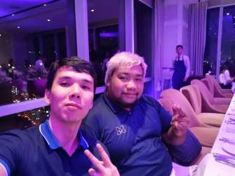 Huawei Mate 20 Pro sample photo - selfie
