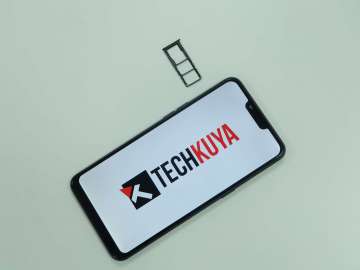 Dual SIM tray and MicroSD expansion front - Realme C1 Philippines