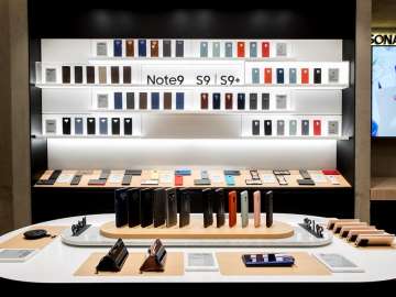 Note9 & S9 - Samsung flagship store Manila Philippines
