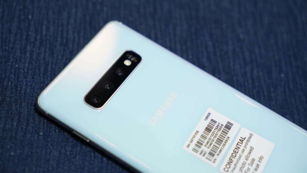 Rear camera - Samsung Galaxy S10 Plus (Philippines)