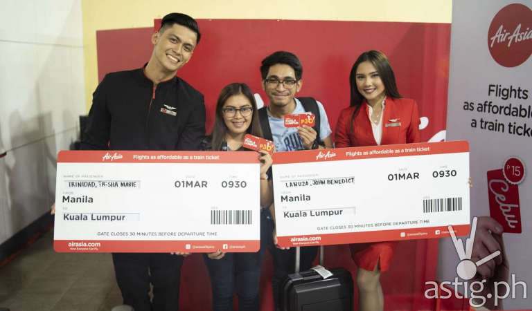 AirAsia just gave away 15-peso flight tickets at MRT Ayala Station