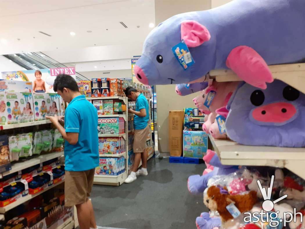 Indoor sample photo - Samsung Galaxy M20