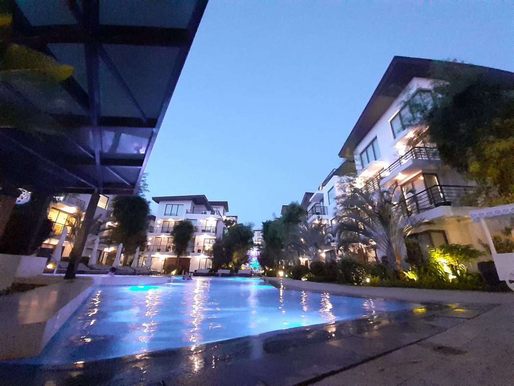 Night photo wide angle - Samsung Galaxy A20 (Philippines)