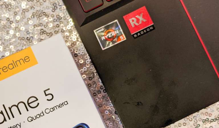 Acer is giving out free realme phones this Christmas