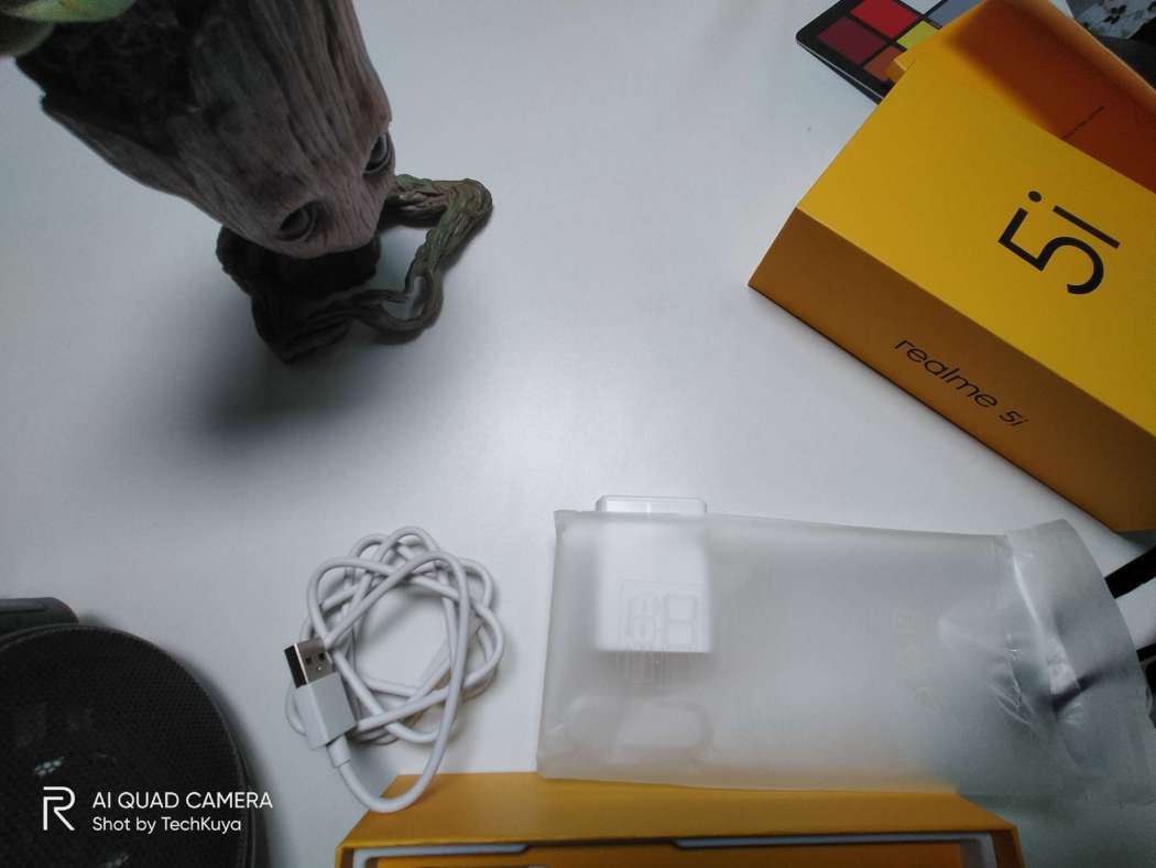 Indoor sample (ultra wide angle) - Realme 5i