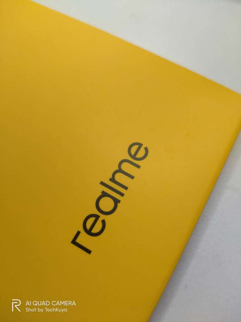 Close-up / macro comparison (macro camera) - Realme 5i