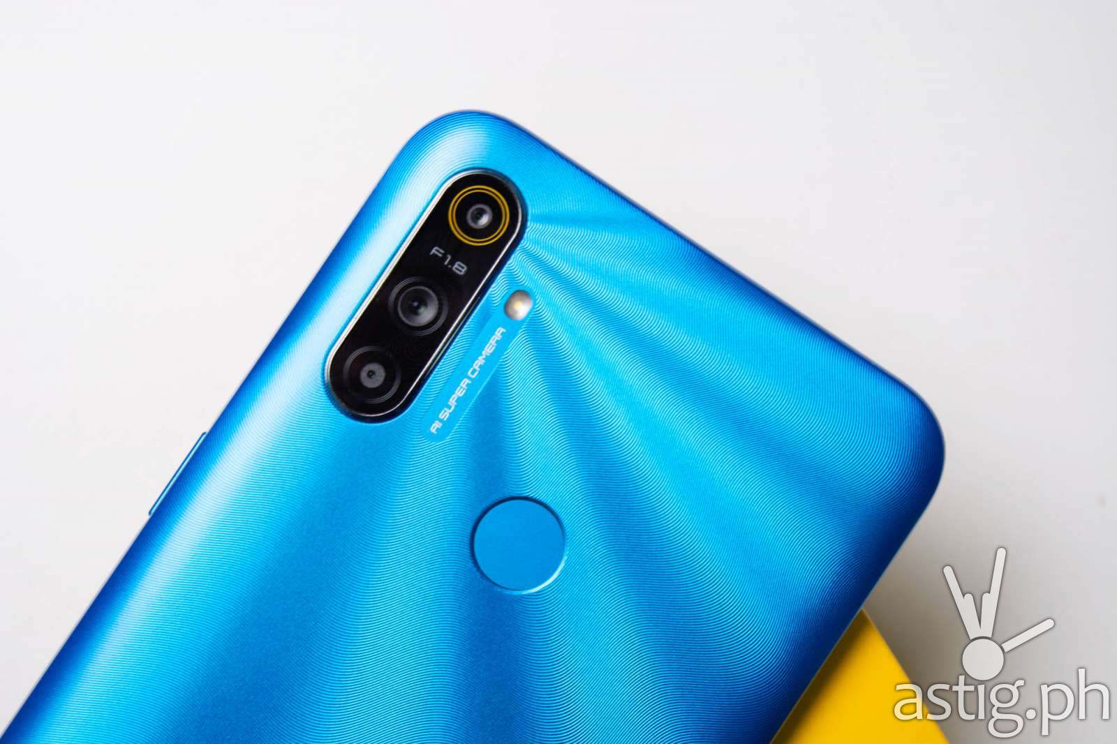 Triple rear camera - Realme C3 Philippines